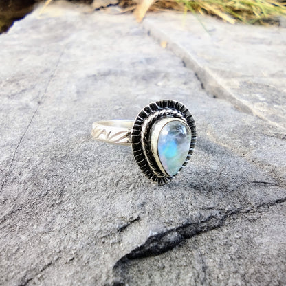 Flash Rainbow Moonstone Ring | Size 7.25